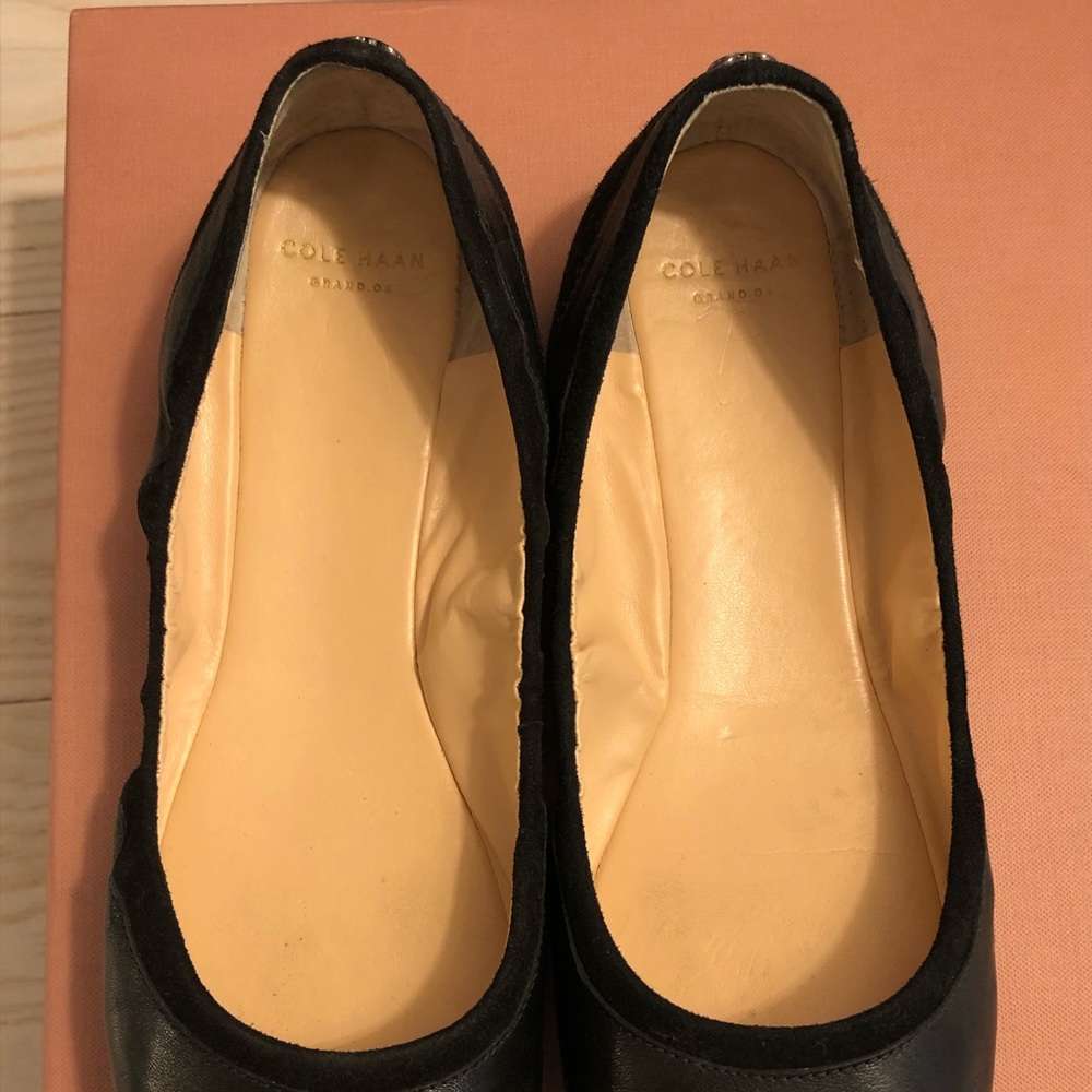 Cole Haan black leather & suede ballet flat